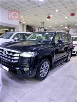 تۆیۆتا لاند کروزەر